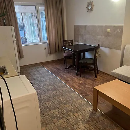 호텔 стоянови 2*