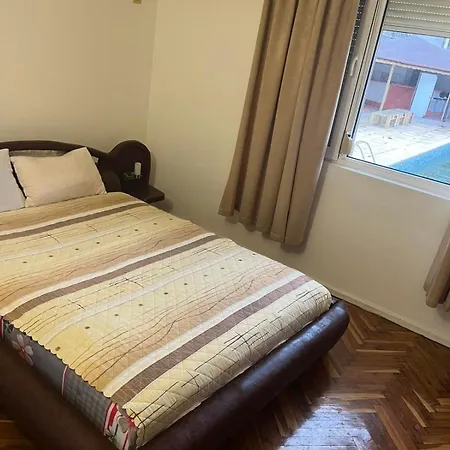 стоянови 호텔 라브다