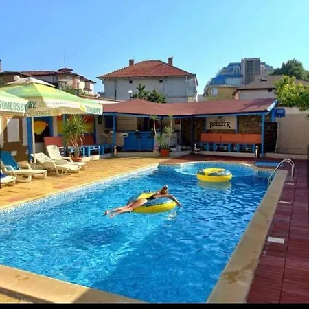 стоянови 호텔 라브다